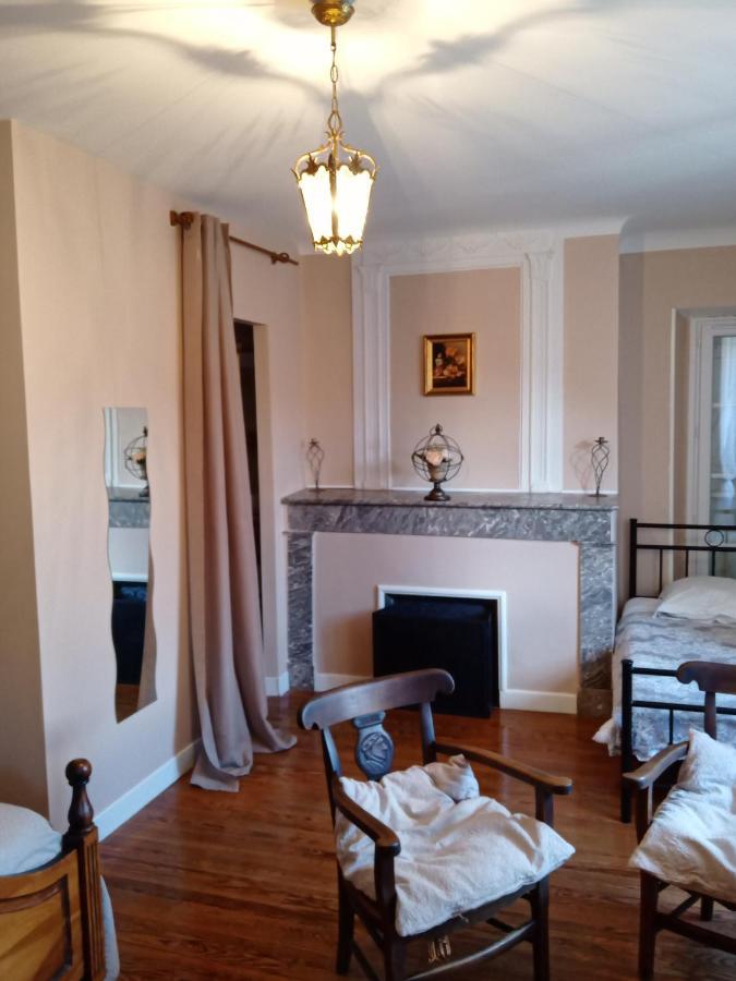 La Villa Du Bearn Garlin Exterior foto